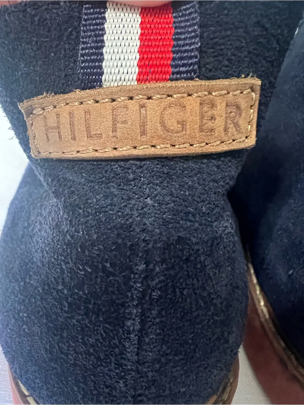 Tommy Hilfiger Gervis Blue Suede Chukka Boots Men’s Preppy Business Casual 10.5